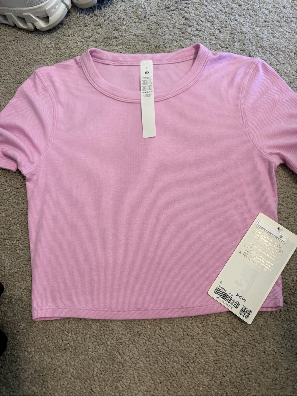 lululemon hold tight straight cropped tshirt